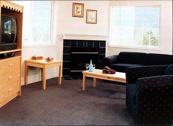 Banff Boundary Lodge Канмор Удобства фото